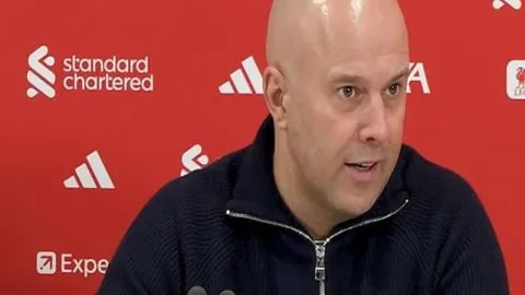 辽宁女排勇夺天津之战，登顶超级联赛季军之巅。